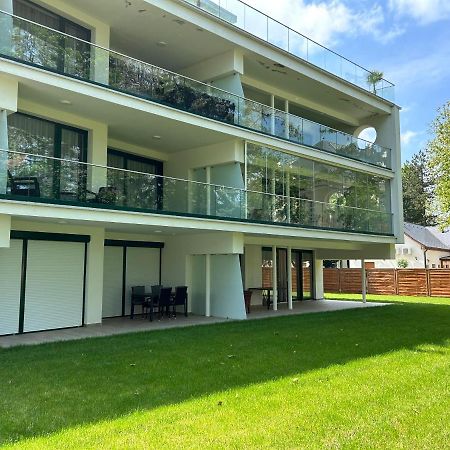 Villa Bauhaus Dream Deluxe T Siofok Exterior photo